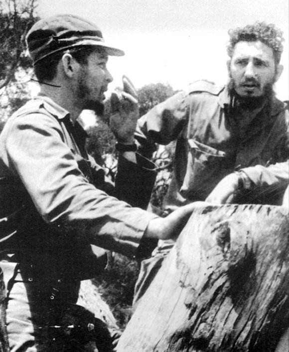 Fidel y el Che en la Sierra Maestra en 1958.